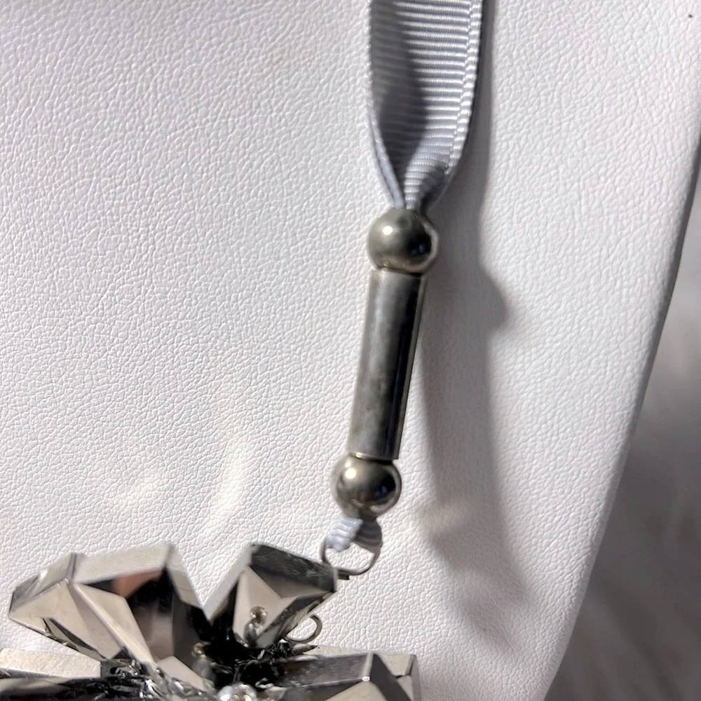 Starburst Statement Necklace - Picture 6 of 12